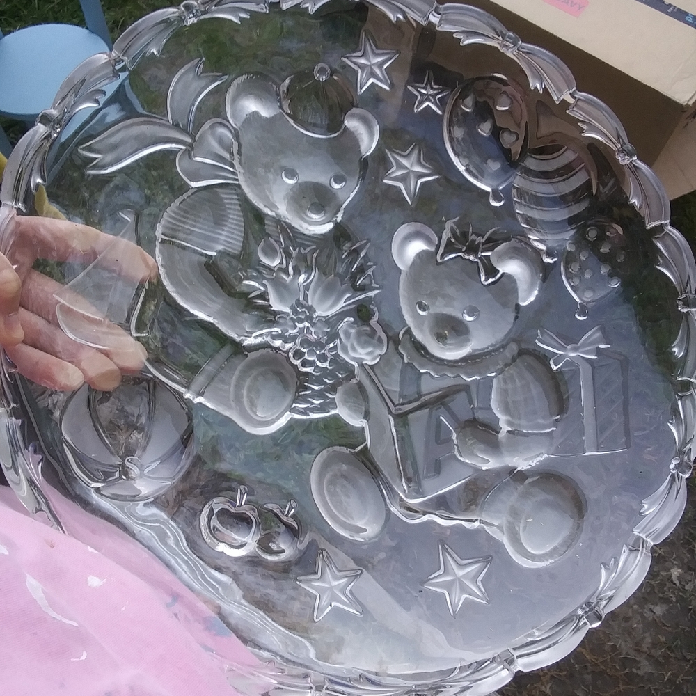 Dish with bears on it